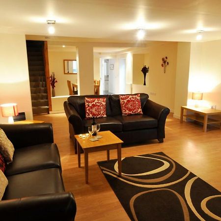 Dufftown Square Apartment Екстер'єр фото