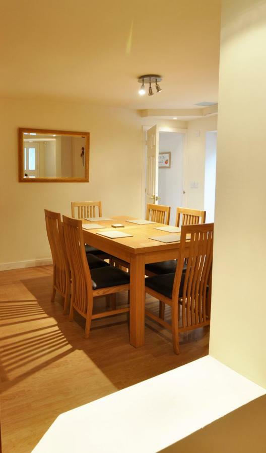 Dufftown Square Apartment Екстер'єр фото